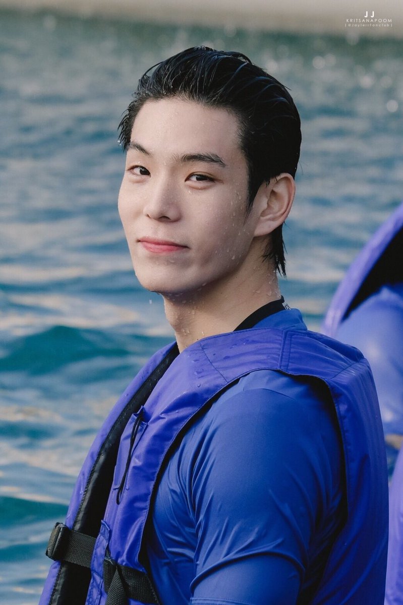 JaylerrFanclub's tweet photo. 171125 Project S Games ครั้งที่ 2 Water Battles ♡ @JJksnp 

How cool you are 🤔

#projectSgames
#jaylerr
#nadaoartist https://t.co/2aaqCPFTst
