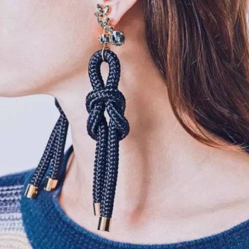 rockfeatherb's tweet photo. How about this LOVELY #earring❓ Click on the link in the bio for more beautiful fashion inspo❕ 💕
#fashion #streetstyles #fashionweek #style #ootd #fashionblogger #styleblogger #outfitoftheday #earrings #earringsoftheday #girl #stylish #beautiful #accessories #gorgeous #trendy https://t.co/8faerMdjmf