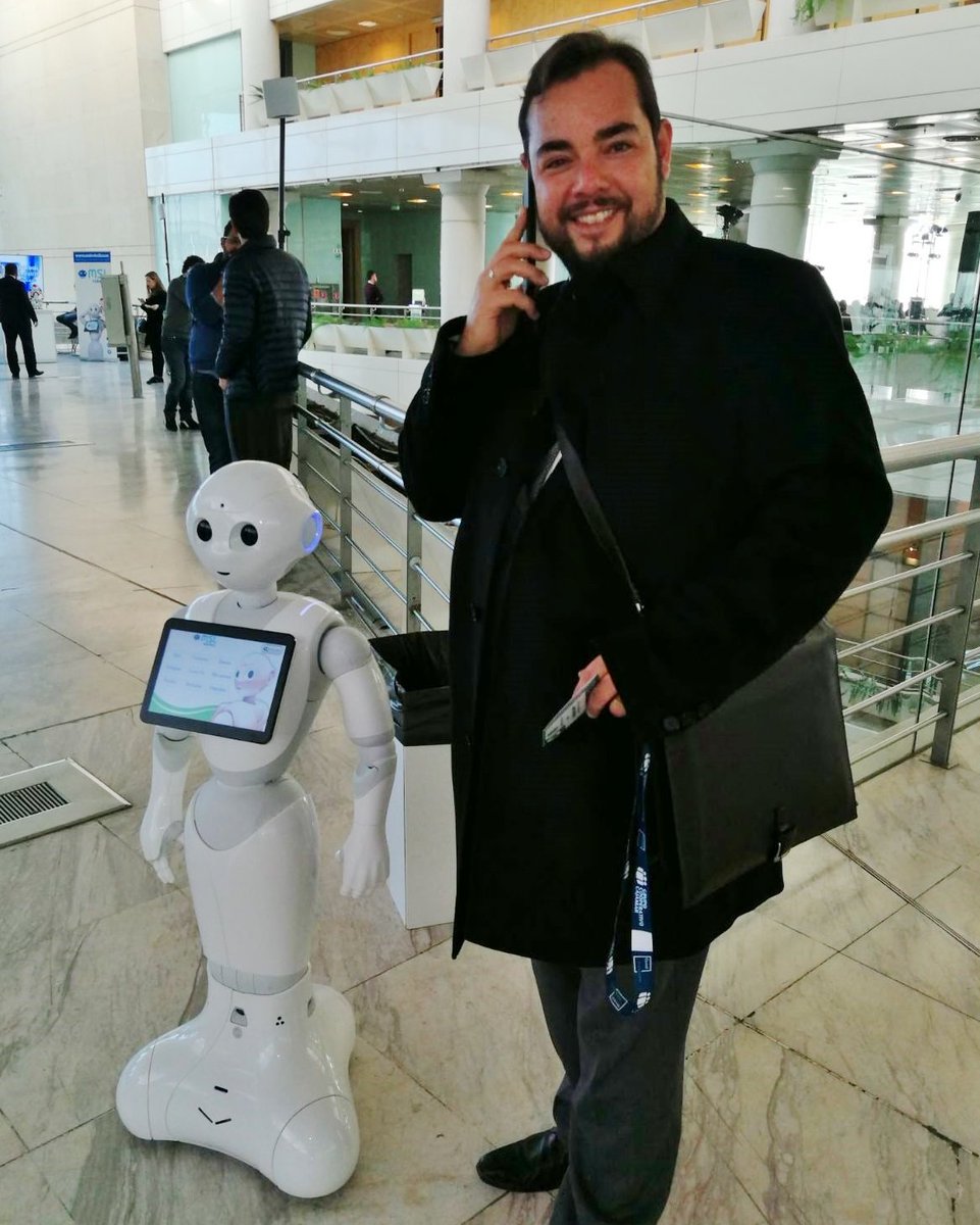 Next2PassTech's tweet photo. Nuestro CEO José Capel se encuentra en Madrid asistiendo al #GuestSummit #GuestMadrid para conocer las últimas propuestas de innovación en el sector hotelero! #next2pass https://t.co/KZI2E91iS8