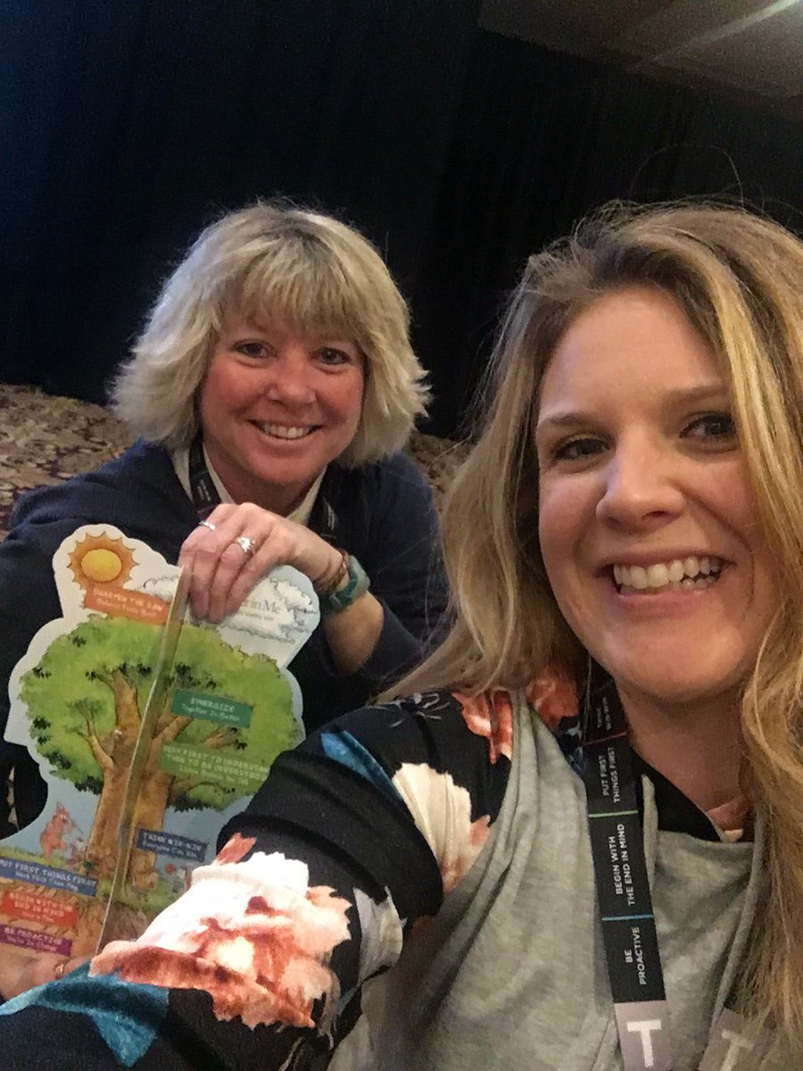 MissartLES's tweet photo. Leader in me symposium!@les_dsc https://t.co/fmzmeo5gNK