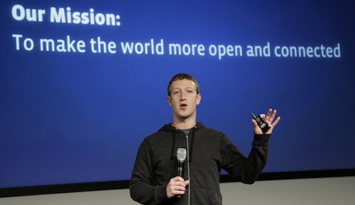 jihadwatchRS's tweet photo. Facebook launches new guide for Muslims, telling them how to report “hate speech” https://t.co/aBcStAPwax https://t.co/9DbGUSSEXp