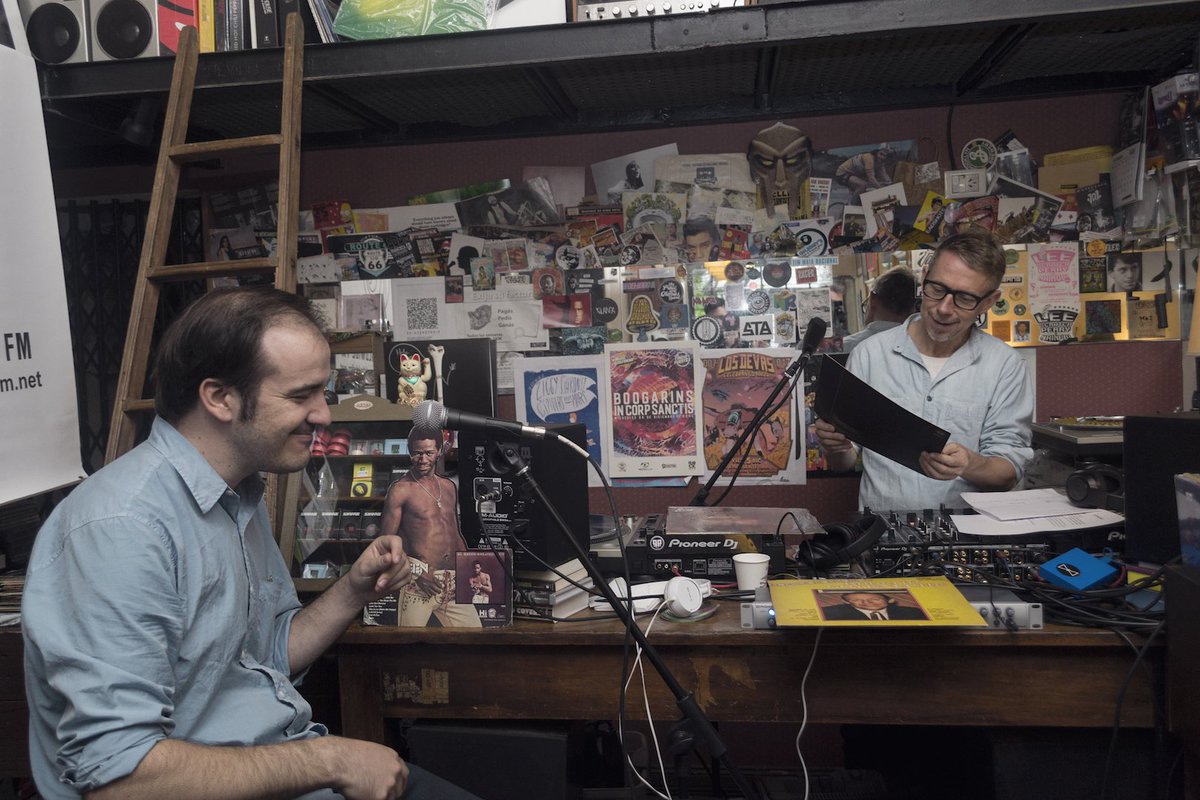 Paco Gallardo show <a href="/gillespeterson/">Gilles Peterson</a> around Buenos Aires' iconic record shop, <a href="/exilesrecords/">Exiles Records</a>  wrldwd.fm/BuenosAiresBas…