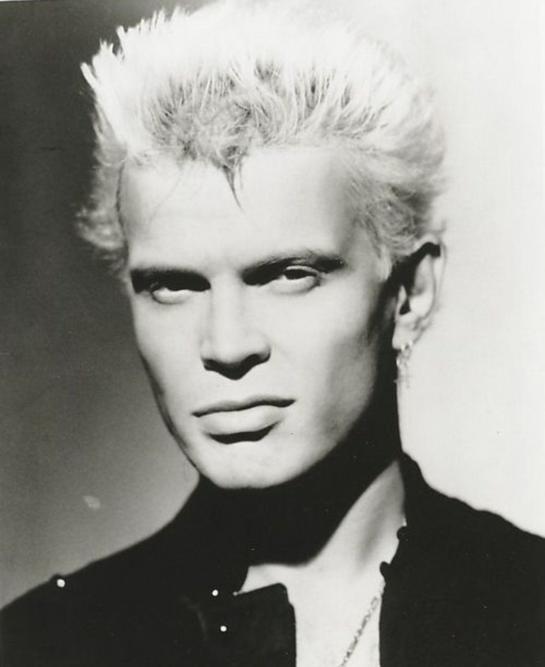  Happy Birthday Billy Idol! 