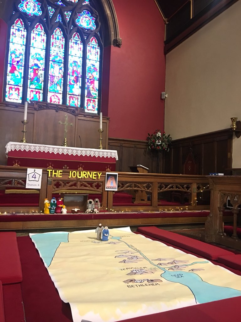 SaintJamesUK's tweet photo. The perfect way to get ready for #Advent and #Christmas: Experience Christmas led by @cskeldon and an army of Santa’s little helpers from #Stourbridge churches for 500 #DudleyBorough school children! https://t.co/dOMnpQlAmP