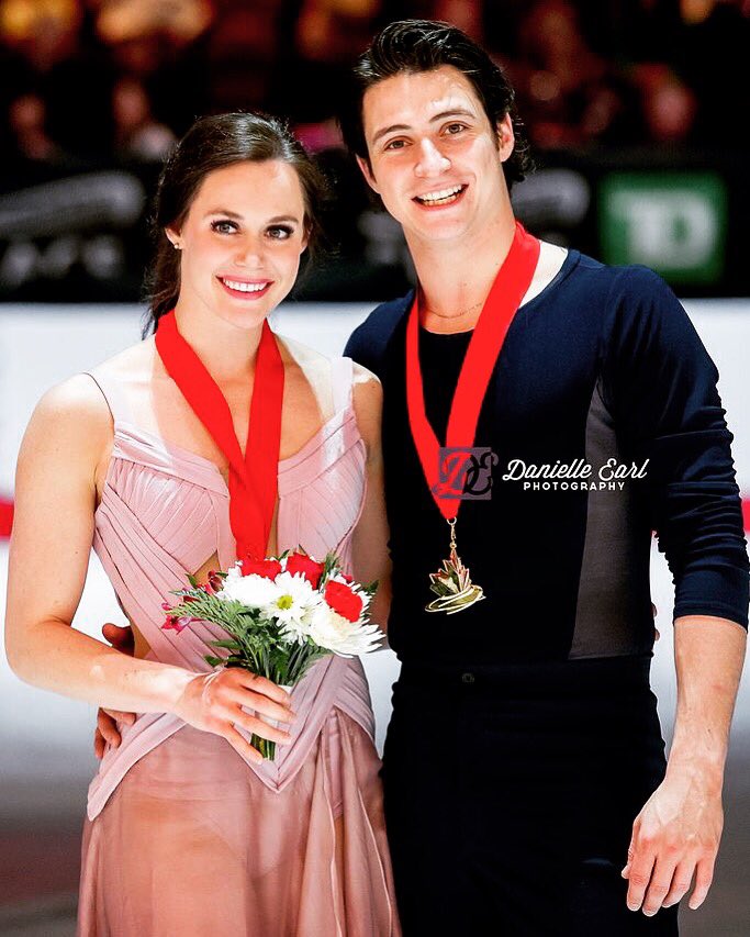 tessaandscott97's tweet photo. “Hold onto to the memories, they will hold onto you” 💕⛸🇨🇦🥇 #tbt #nats2017 #virtuemoir https://t.co/FjVXwh5dpo