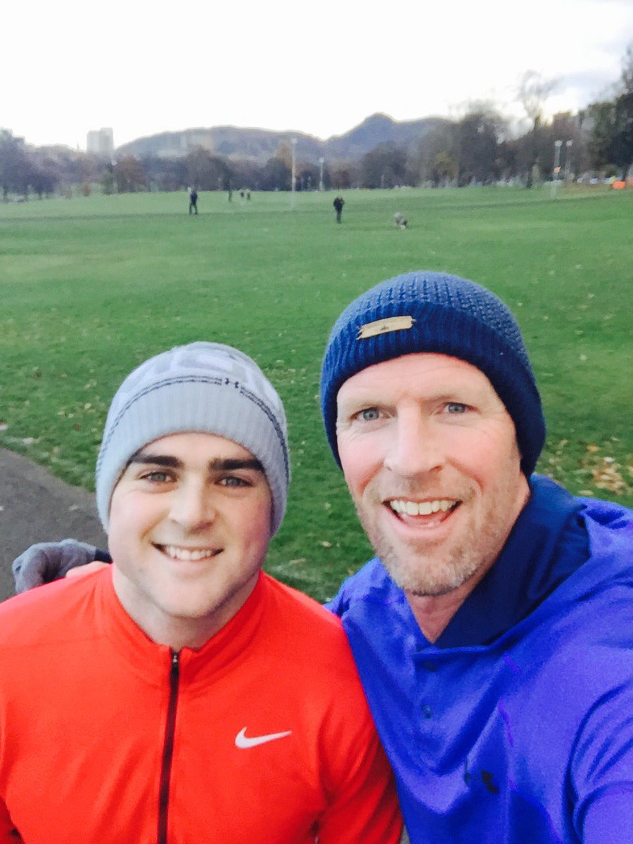 thebenharlow's tweet photo. Morning Edinburgh! π Great run & start to the day with @liamdoyle1990 before 2 BIG Kyle & Warner's @LegallyBlondeNT π¦ππΆ #secretsantaday https://t.co/Vmz3mHTurV
