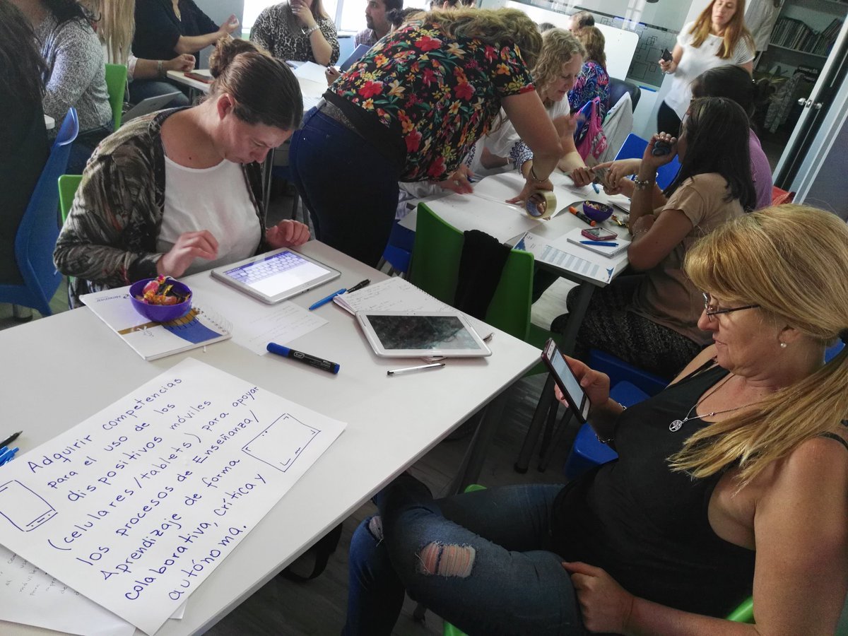 CCRTIC's tweet photo. Reflexión para la acción colaborativa #MovilEnManoCba #DiME2017 #AprendizajeMovil https://t.co/GuhhrCRTVF