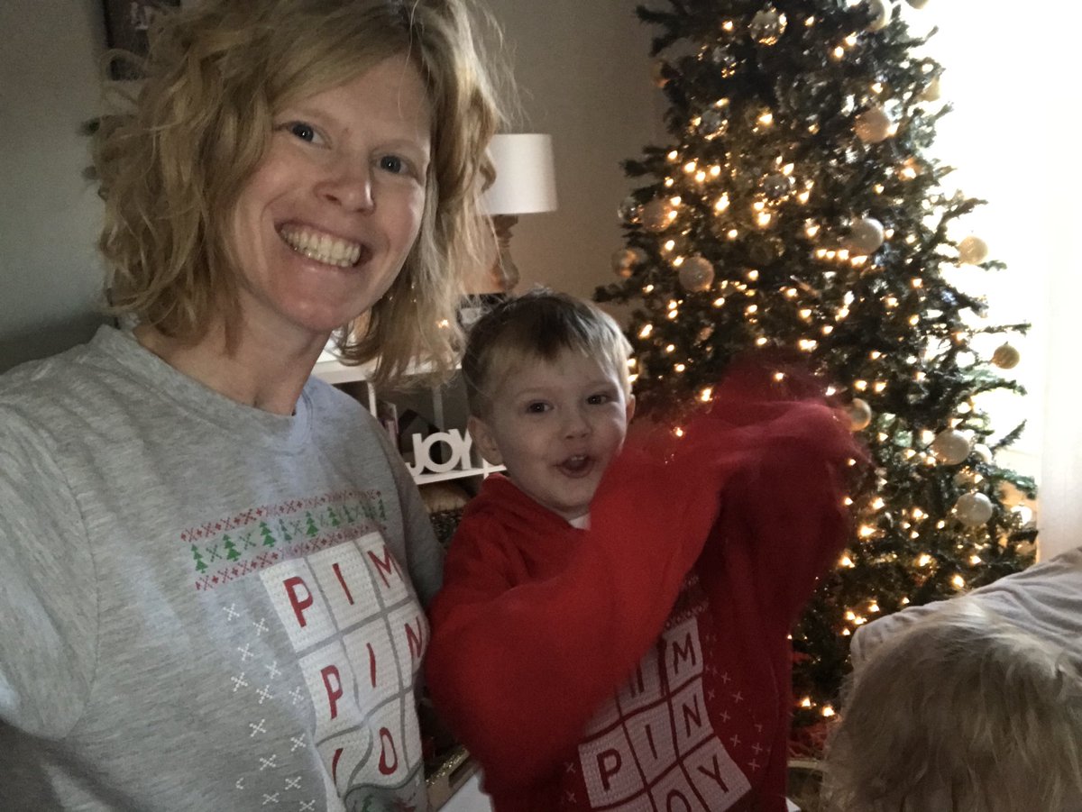MrsElizaStinson's tweet photo. Thank you @theShopForward for such awesome customer service, for constantly coming up with new products to help people in need! Y’all really are amazing! #pimpinjoy #givetohelp #payitforward #ChooseJoy HappyHolidays Thank you! 🙏🏻😊🎄✋🏻🎁 https://t.co/OnFhUqztL9