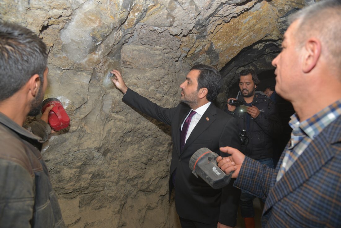 yasarbahceci's tweet photo. Romalılar döneminden bu yana çalışan, Osmanlı Saray’larının mutfak tuzunun gönderildiği tarihi Tepesidelik Tuzlasını gezdik, turizmi kazandırılması gereken önemli bir değer https://t.co/9nKmv9a5y2