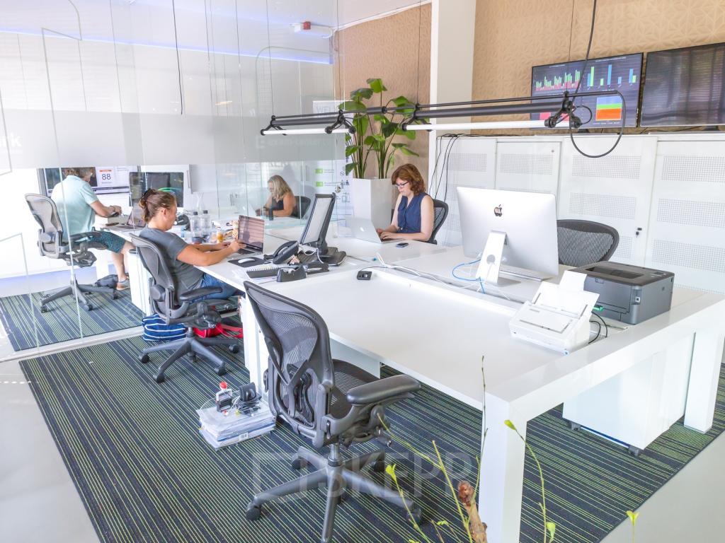 launchdesk tweet picture