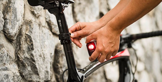 Keep the cyclists in your life safe this holiday season with the light designed to help them stand out. pbxx.it/99ZYIW