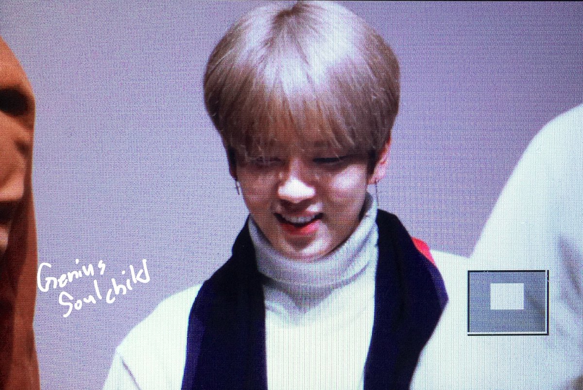 GeniusSoulchild's tweet photo. 171130 피규어 팬싸 @BAP_Youngjae #BAP #영재 😍 https://t.co/697yFr778r