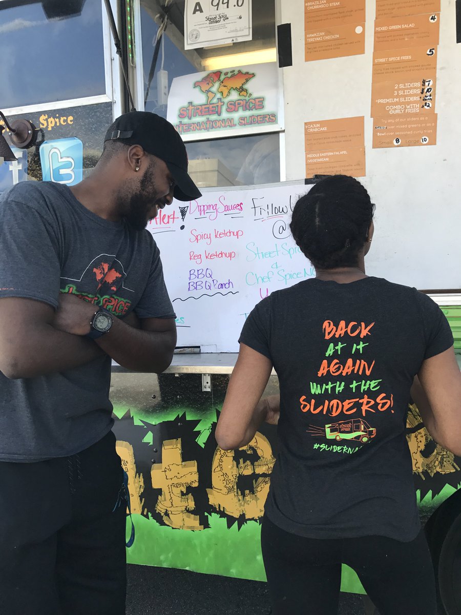 Street_Spice's tweet photo. Forgot your lunch? We got you! We're back at #InnovationPark today, whippin' up juicy sliders &amp; sides! 🍔🔥 Come check us out; 11-2 pm 😎 (📍8505 IBM Dr, CLT) #charlottefoodtruck #streetspice https://t.co/6aRQBzkW8p