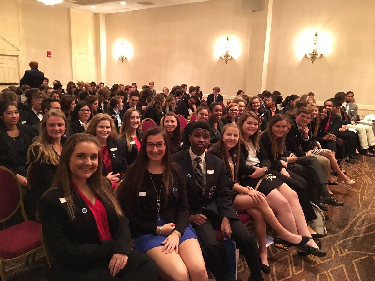 AFunk_FHS's tweet photo. Ready for competition! #FHSDECA @ForbushHS https://t.co/CDHPkvDnXp