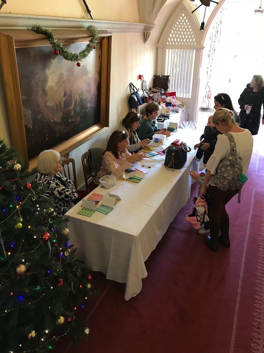 Convent_Gib's tweet photo. Lovely to see so much support for @gibsams and Girl Guiding #Gibraltar.
Santa is also here! #CCF2017 https://t.co/UH37ok7seT