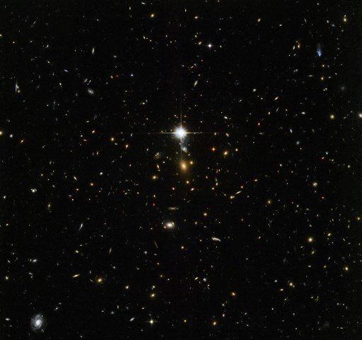 BFMTV's tweet photo. 72 nouvelles galaxies découvertes, des milliers de milliards d'étoiles jusqu'ici inconnues
https://t.co/wckrC28JR7 https://t.co/IhUdQfebI1