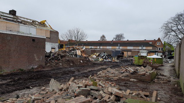 walrap's tweet image. De fysieke wijkvernieuwing dendert door in Woensel-West #Snelliushof