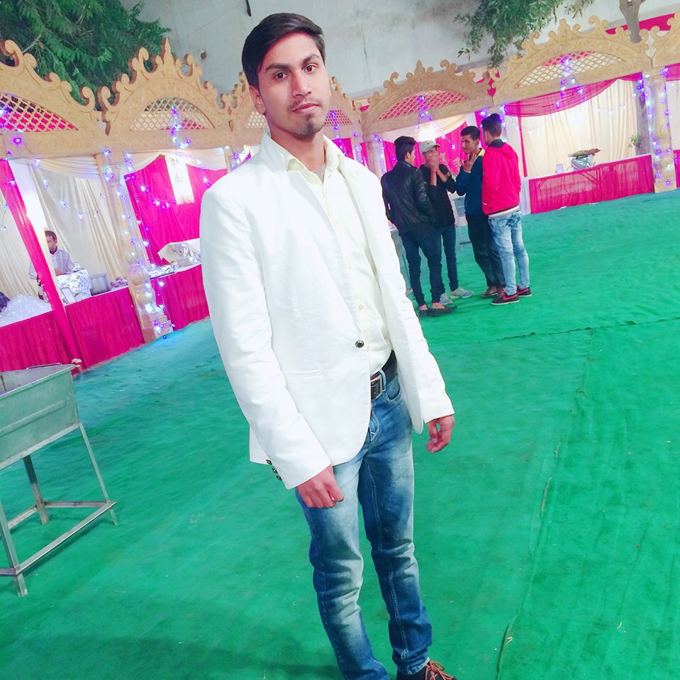 adnanshaikh2015's tweet image. #NewProfilePic