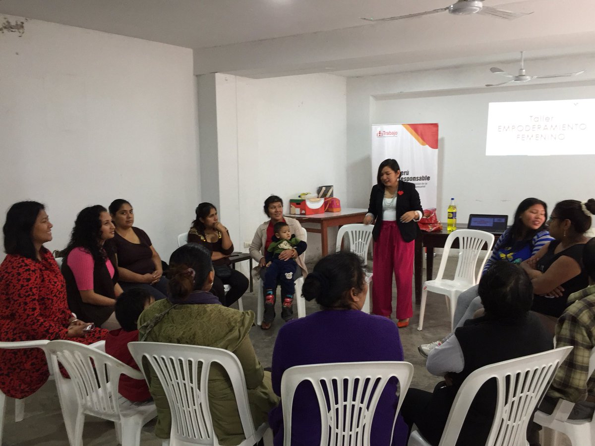 mchivilchezt's tweet photo. #PeruResponsable promueve el desarrollo y emprendimiento de población de especial protección mediante el Taller de Empoderamiento Femenino. https://t.co/AxriDqN2GT