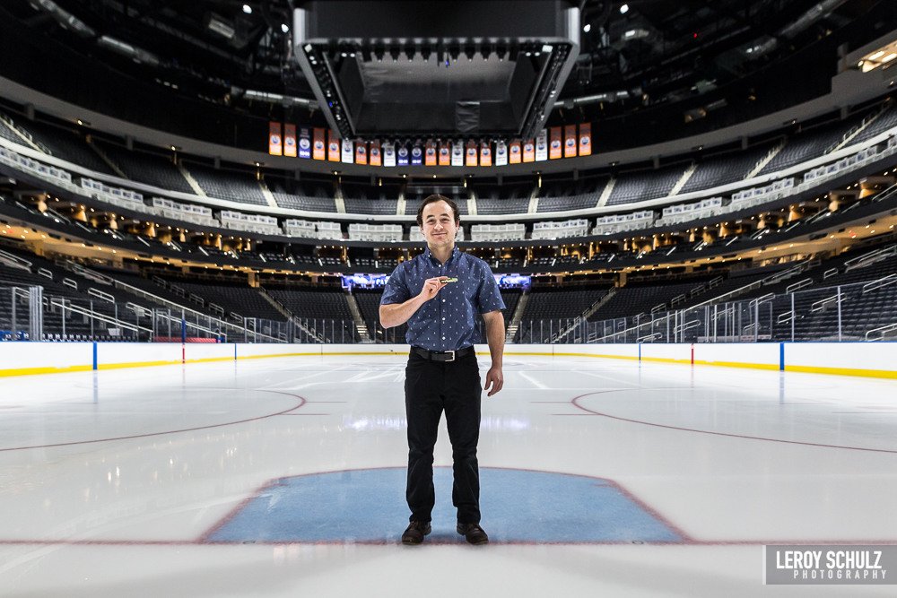 mlgcar's tweet photo. Tanner Onciul may tell #dadjokes but he's a #goodguy so he's still welcome in the collective! Read about him at https://t.co/LuIMCsx9lv. #WeAreAllConnected #yegarts #yegdt #yegphoto @rogersplace @Nov_ProjectCAN https://t.co/cjiB2ZmjNF
