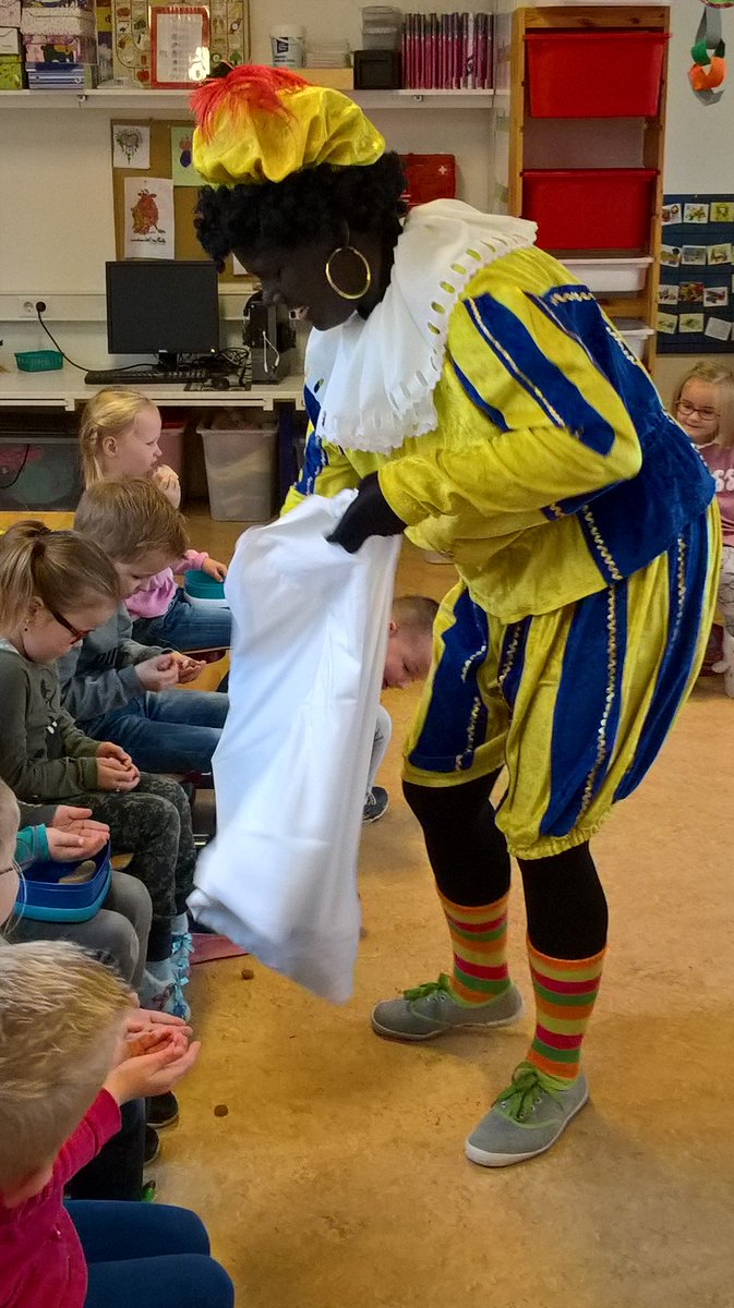 opdewieken's tweet photo. Verrassend bezoek vanmorgen op school! https://t.co/op6IH5u0UJ