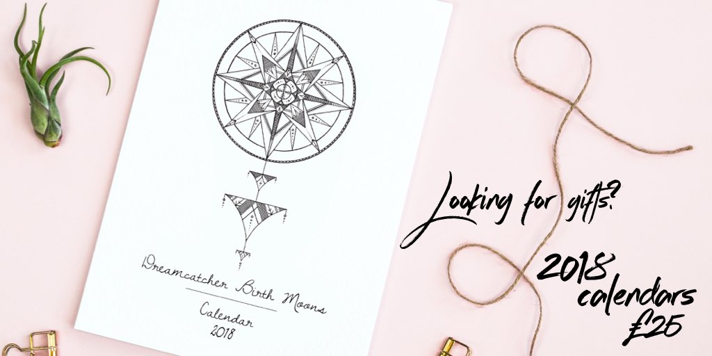 ElleSorridente's tweet photo. Canlendars make great gifts 🎄✨
These monochrome calendars have a unique dreamcatcher birth moon for each month. They’re printed on heavy card stock from my original paintings 🎄🎁✨
https://t.co/0eoRAMvktU
#2018calendar #wallart #illustration #moon #dreamcatcher #birthmoon https://t.co/fFjFLpNLmF