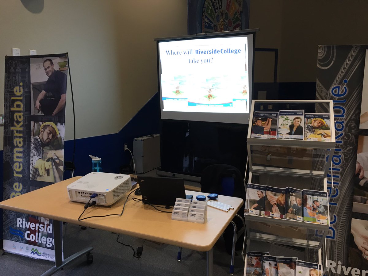 <a href="/YaleCareers/">Yale Career Programs</a> - Thank you for hosting us at your Aboriginal Post Sec / Career Fair!