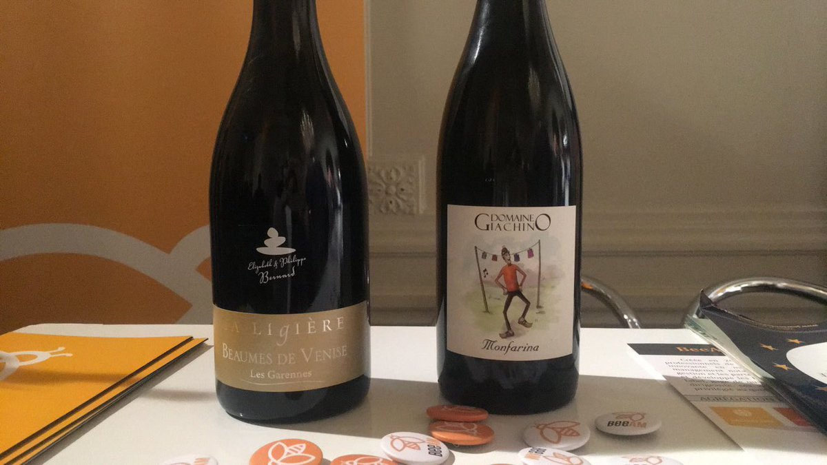 CouronnesInstit's tweet photo. 🍷Dégustation de Giachino Cuvée Monfarina 2015 et de Beaumes de Venise Cubee Les Garennes 2015 avec @InfoBeeam #Couronnes2017 https://t.co/EOpWfKRsbp