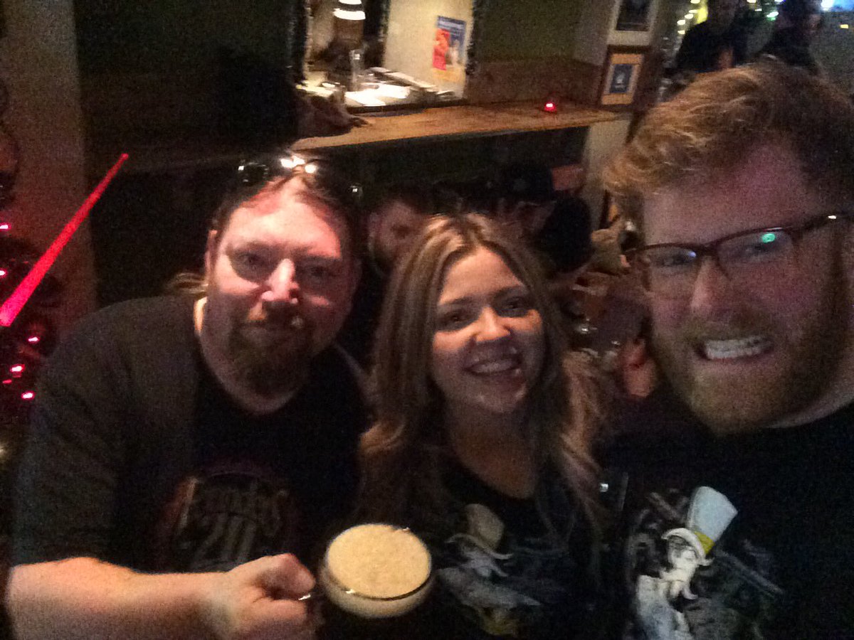 LennardRamone's tweet photo. Challenge accepted!
Hanging with the @YellowBellyBeer crew- Seamus and Enya at @blacksheepdub
#CaskAttack https://t.co/QJYAVesWZE