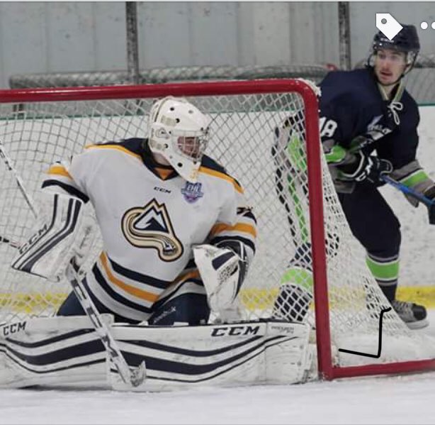 NHAvalancheEHL's tweet photo. Jr Avs would like to congratulate Goalie Nick Sorgio on his commitment to Lebanon Valley in the UCHC Div 3 athletic conference. Sorgio is 9-0-1 on the season and boasts a 1.28gaa and a .944sv%. Good luck to Nick and his family #rollavsroll #eshow #anothercommitment https://t.co/B2QarDONOw