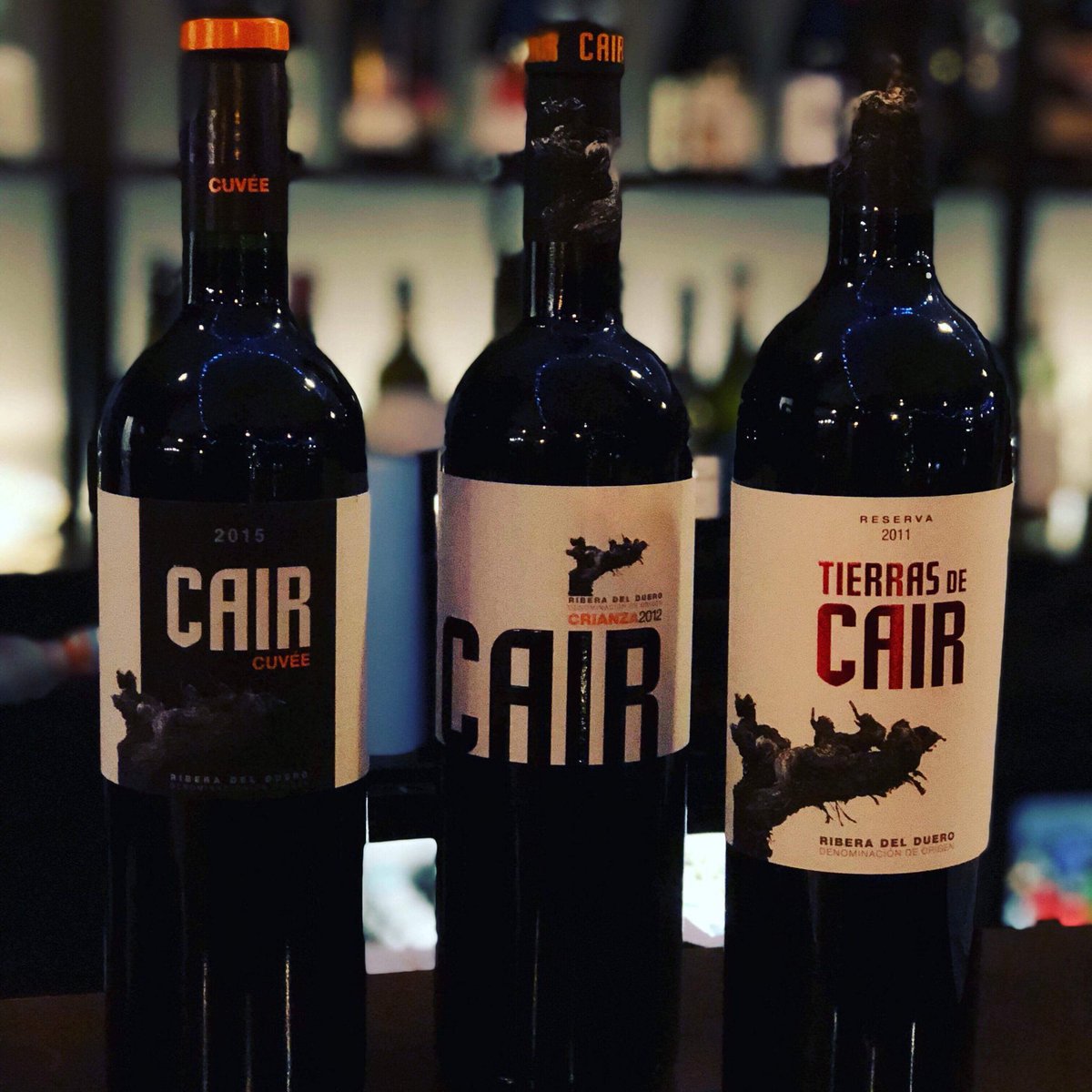 W I N E  O F  T H E  W E E K! 🍷

Tierras De Cair Reserva 2011. And incredible wine from Ribera Del Duero. What’s so special about this one? It’s all about the soil and the old vines. Deep roots mean deep flavour! ~ <a href="/DominioDeCair/">Dominio de Cair</a> 

10% off all this week