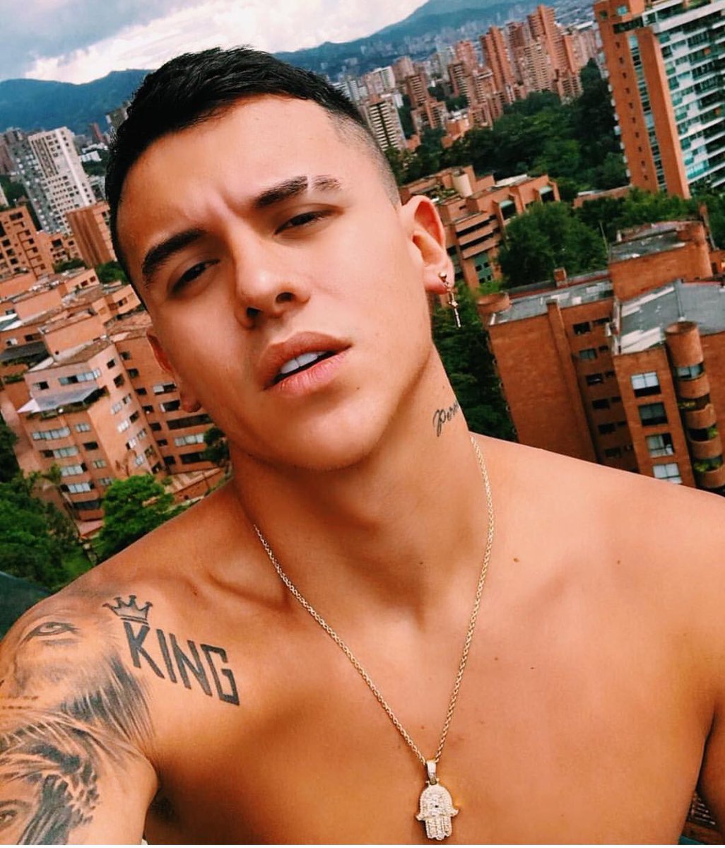 KEVINROLDAN's tweet photo. Cree en ti mismo y serás imparable! https://t.co/dh6xq0Kqpd