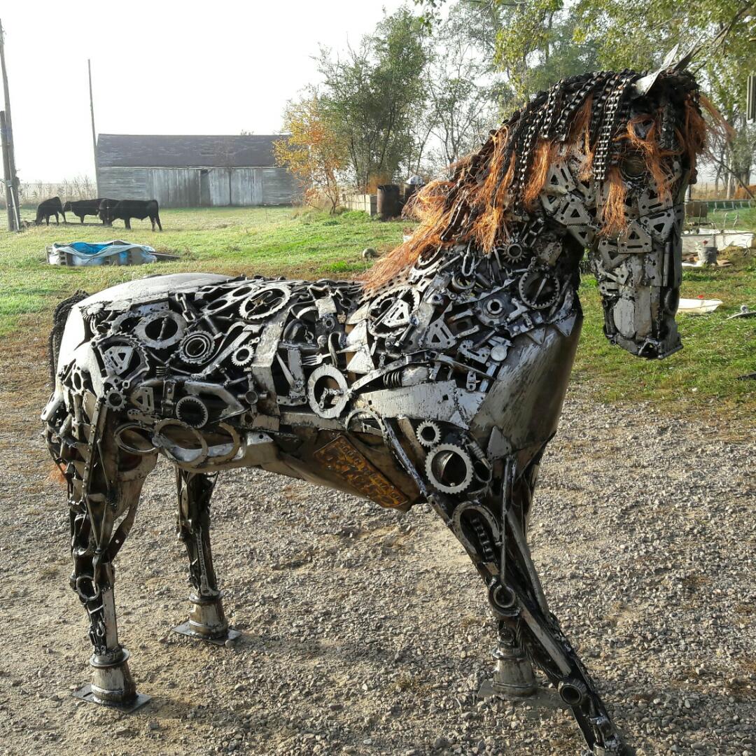 keith55082's tweet photo. I have come to #believe if it wasn't for my #art or just art in general I'd have been in the #looney bin years ago. #artist #Death #deer #Bones #sculptures #RT #baby #SouthDakota #badlands #BlackHills #Sturgis #UniqueGift #keithbooth #photography https://t.co/1O6pd3zZj0