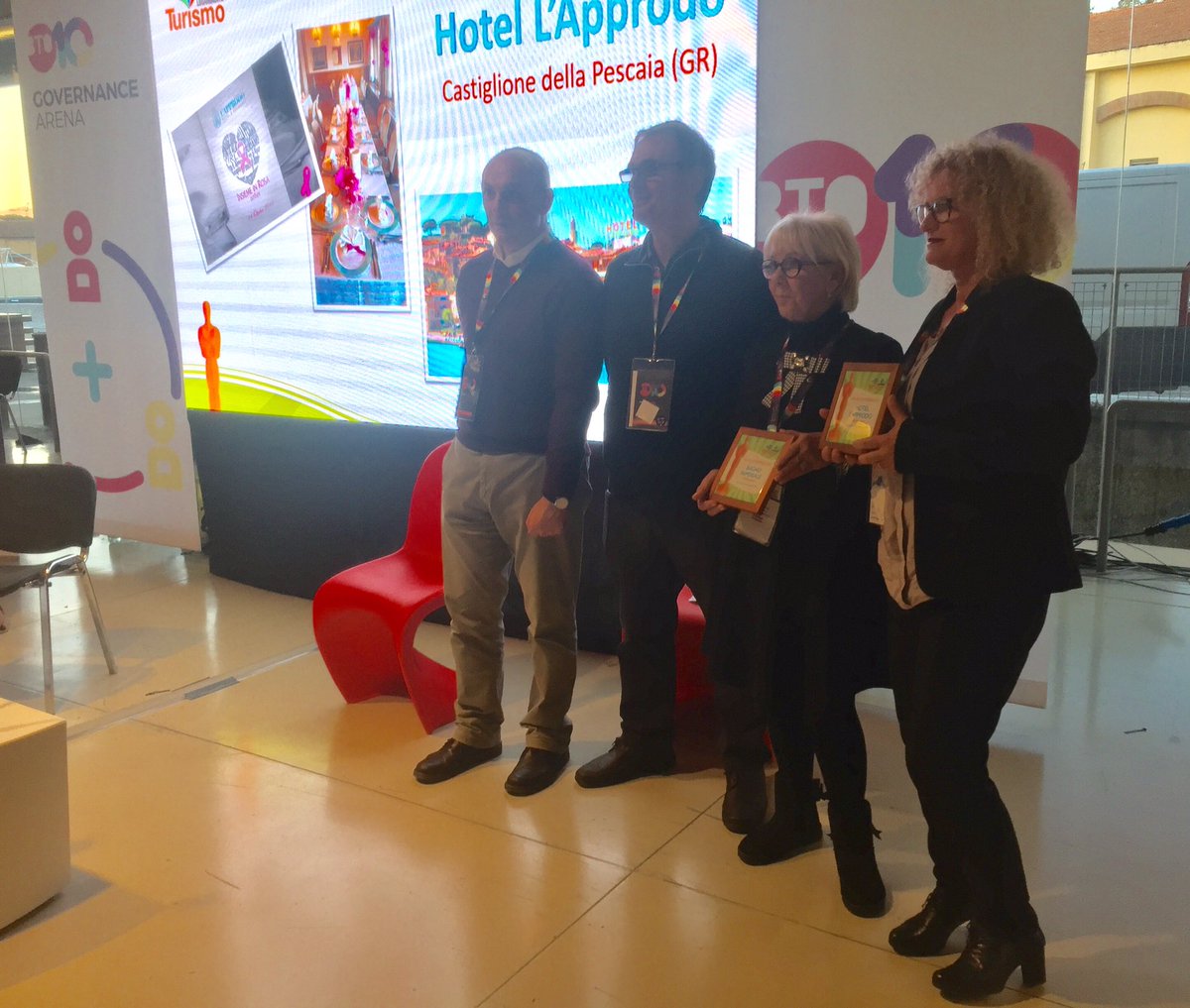 Premiate anche 15 strutture ricettive italiane con #oscarecoturismo2018 per 8 categorie di merito: dall'impegno sociale, al riciclo alla sana alimentazione e all'educazione ambientale. #BTO2017 #30novembre