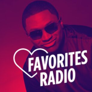 BrotherDerrick's tweet photo. Introducing the all new #DerrickFM, an iHeartRadio station. #GrownAndSexy 🎈🎊🎉✊🏾🙌🏾🤣🔥😎💯😎 https://t.co/7QVwBhOYg6 https://t.co/rpSNgZ4rRP
