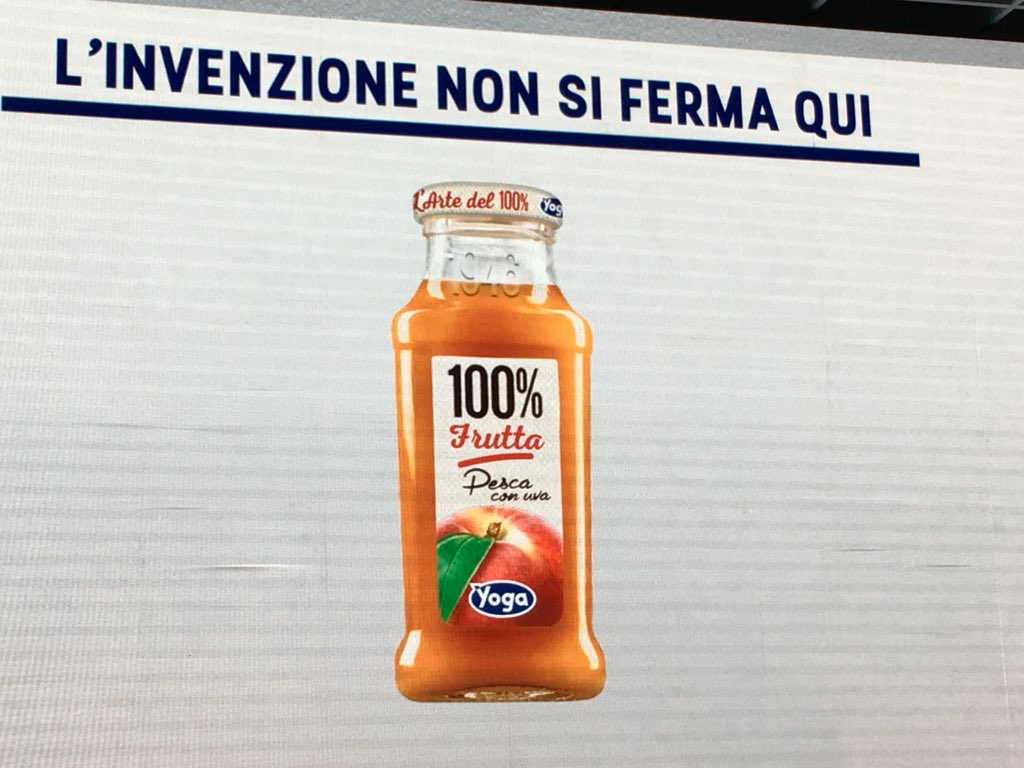 sraffaglio's tweet photo. Yoga 100% frutta https://t.co/rCABdiwSbm