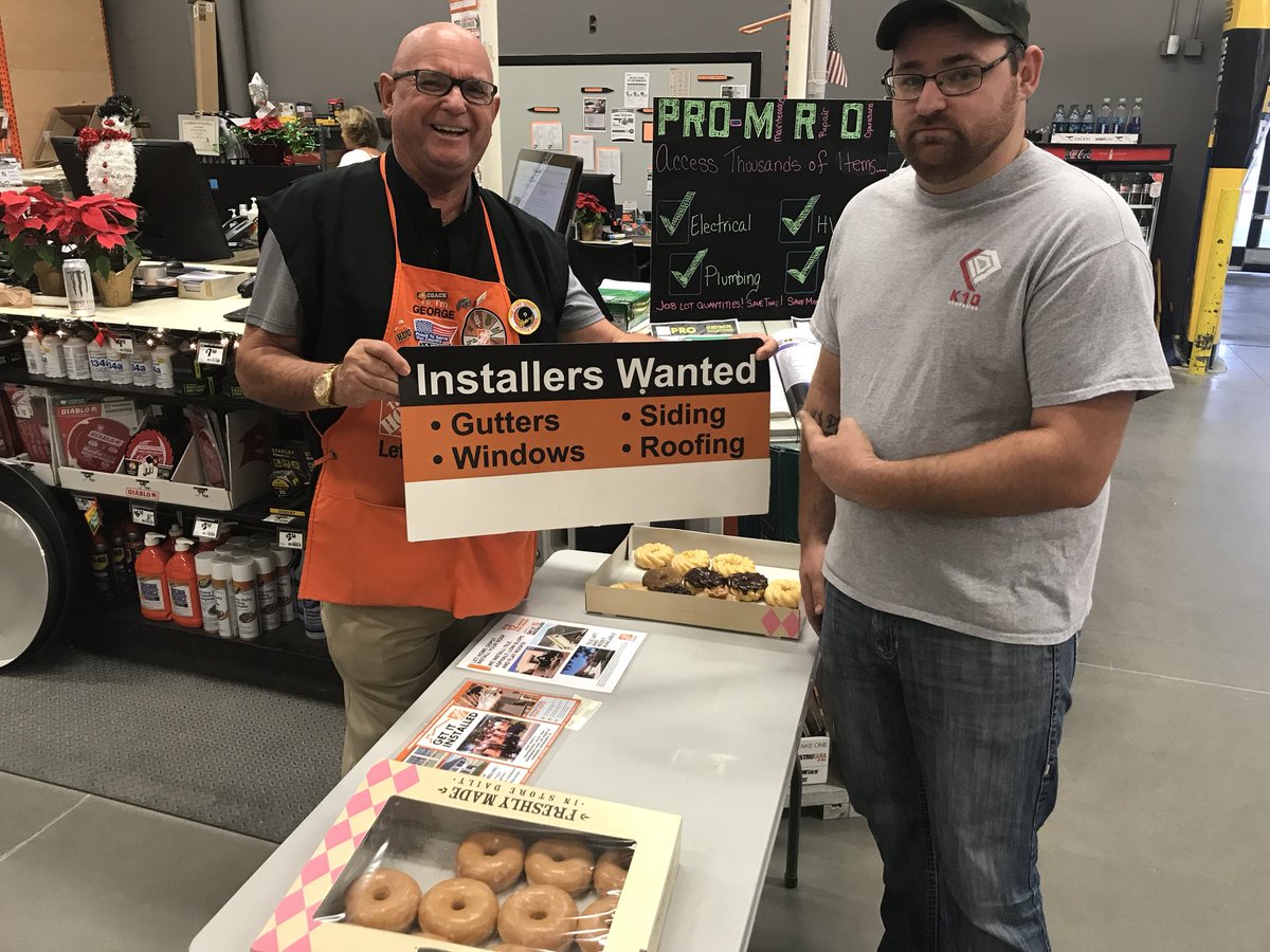 GeorgeP_PCMTEAM's tweet photo. HDE SM George enjoys Recruiting certified installers at Chandler Home Depot Store 0417 !
Plus the sinker food is delicious 😋 https://t.co/L035dqo7iL
