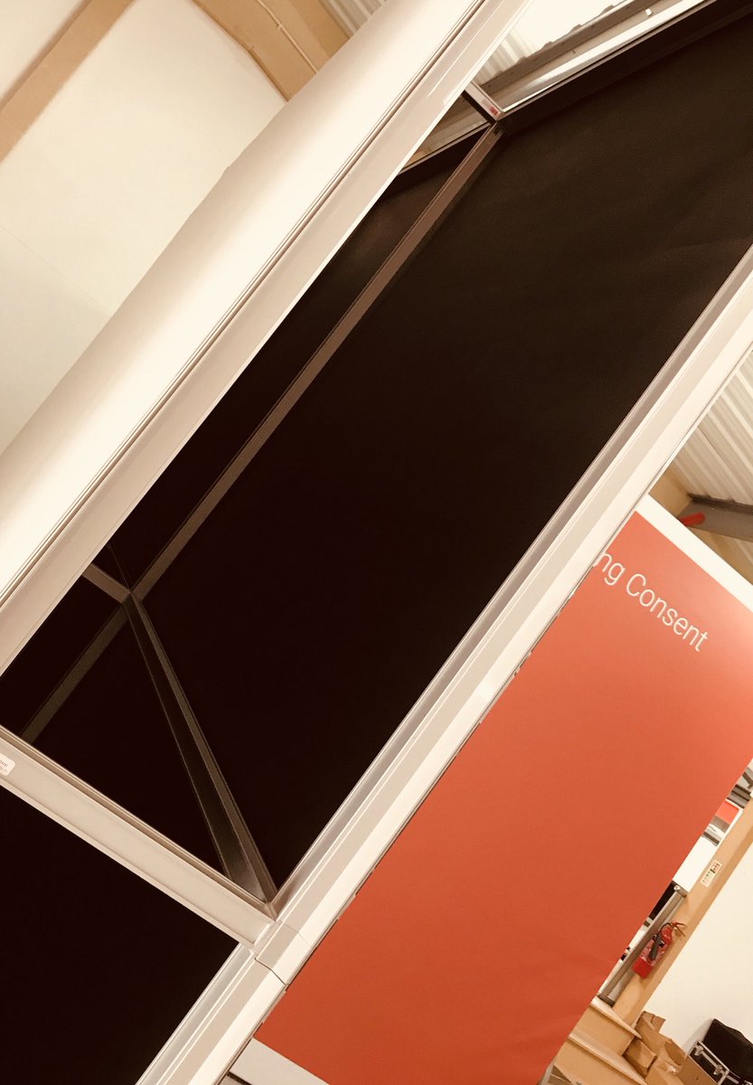 ottimodigital's tweet photo. Nice build today! 3m high exhibition stand, double sided with printed fabric skins. #print #graphics #events #5mwide #yourprintpartner https://t.co/JVIm3yQKre