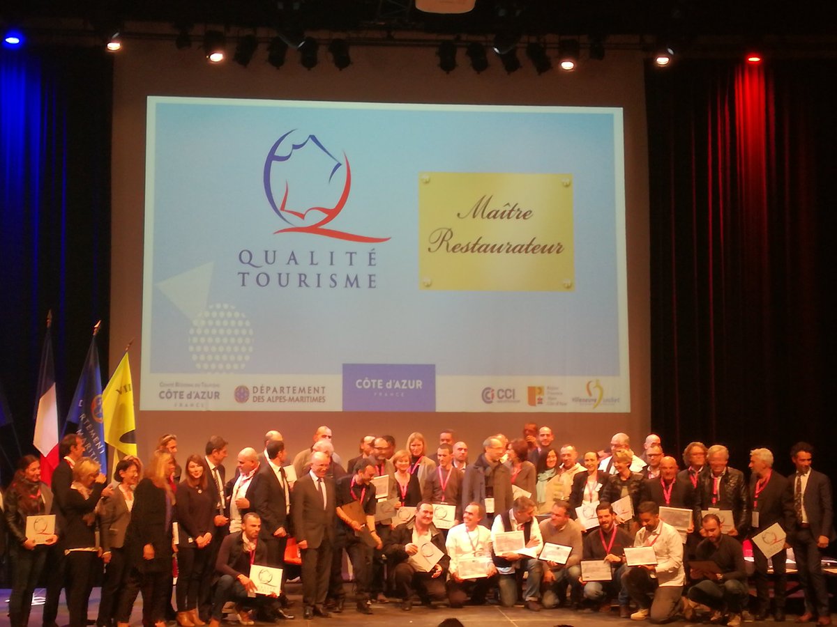 TOUR AZUR tweet media