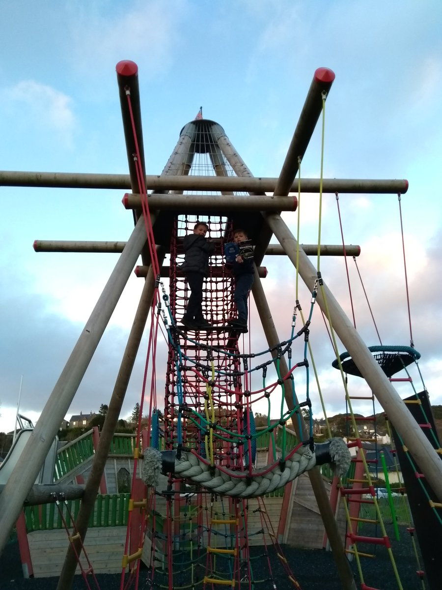 SWPolyDesigns's tweet image. Some extreme reading from Alfie and Daniel! @RockfieldPS