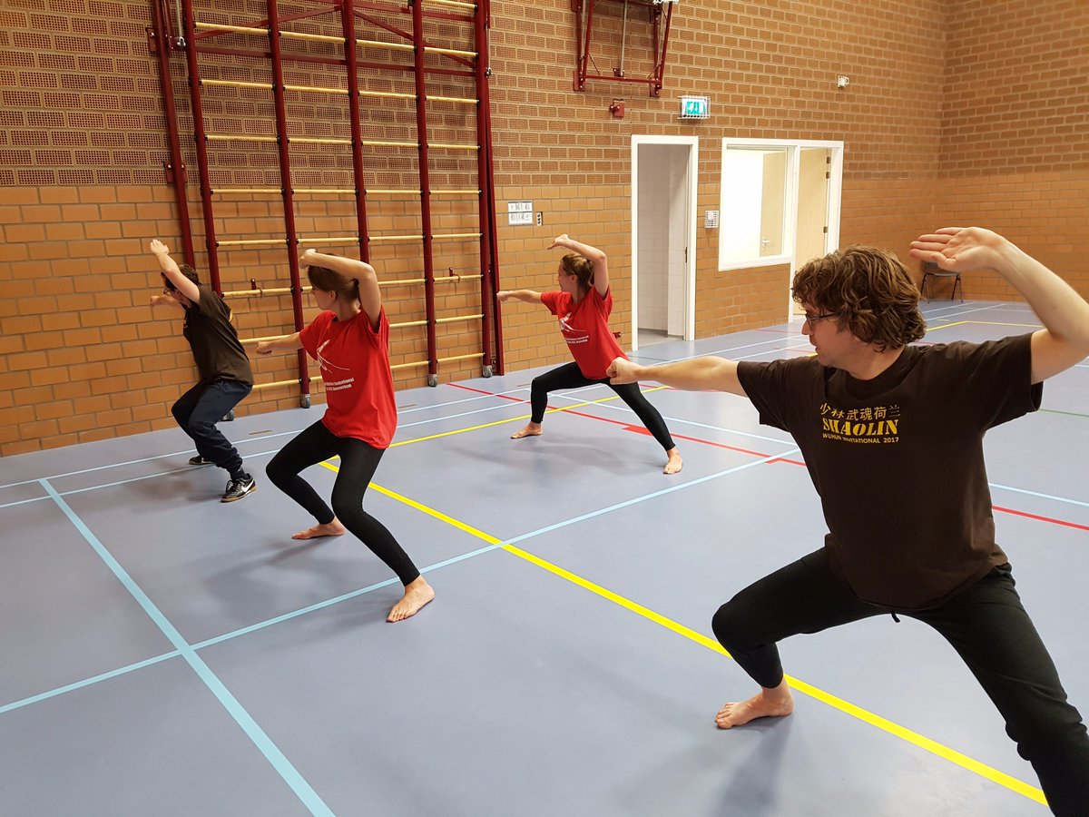 "Everybody was KungFu Fighting!"

Leuk uitje geregeld door onze #topstagiar #teambuilding #shaolinwuhunhelan
