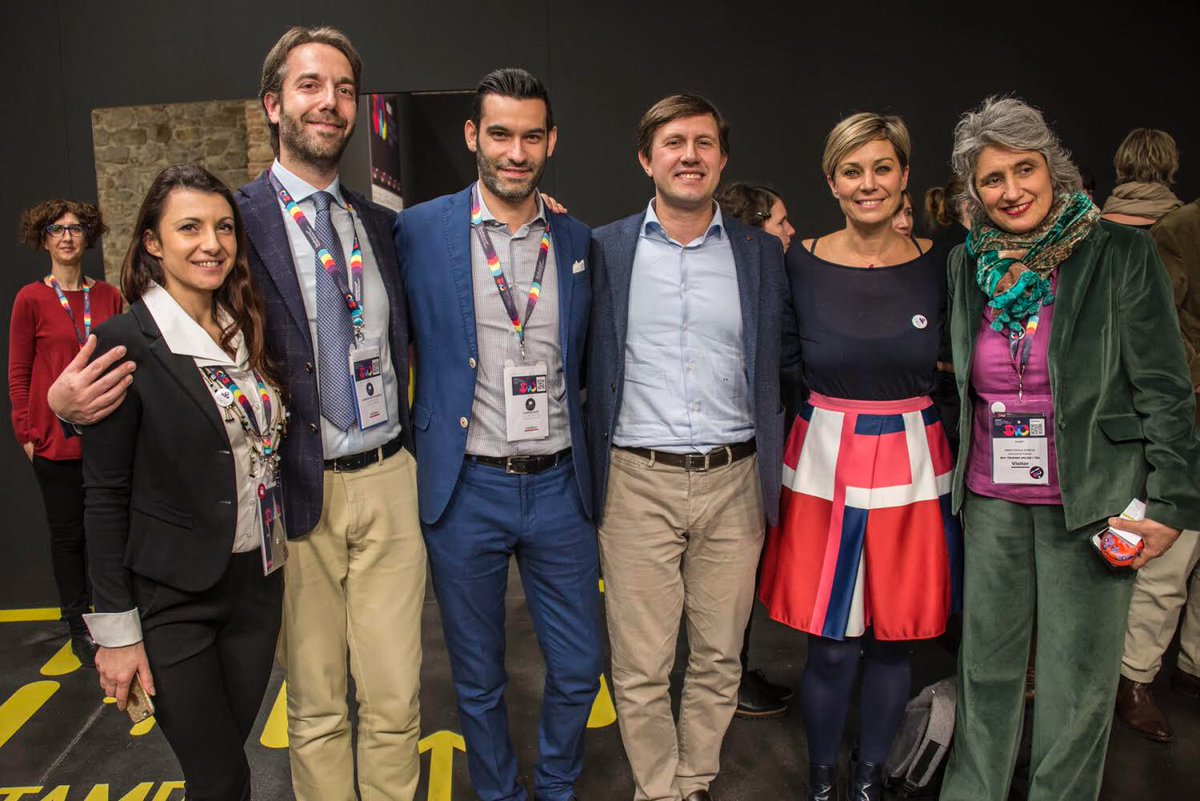 NickraduRadu's tweet photo. The Team @lorenzoghi @verticalizza @firenze_cb for #DestinationFlorence with @DarioNardella @carlottaferrars @annapaolaconcia at #BTO2017 @buytourism https://t.co/ph6NR3mlDN