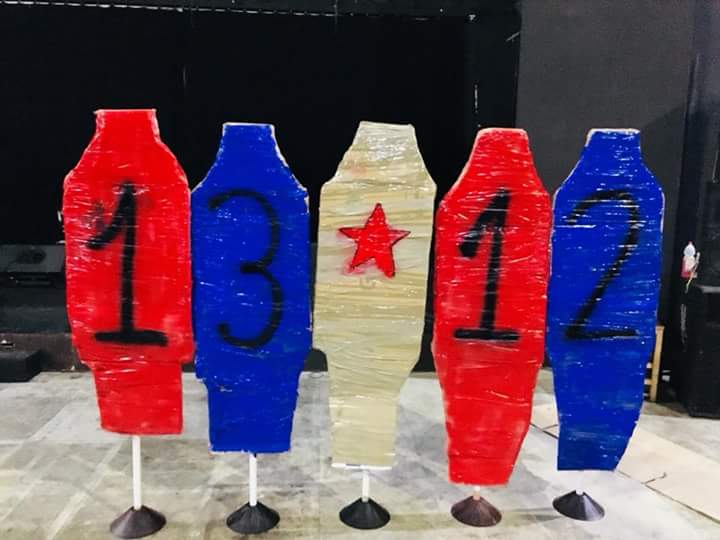 AtlSanLorenzo's tweet photo. ci servivano le barriere per provare i calci di punizione in allenamento,
dovevamo comprarle, 
ma poi ci siamo detti:
perché non le famo noi?
i ragazzi della prima squadra, si sono messi all’opera
questo è il risultato!
questo è l’#AtleticoSanLorenzo!
questo è lo #sportpopolare! https://t.co/CDFhvBJhLk