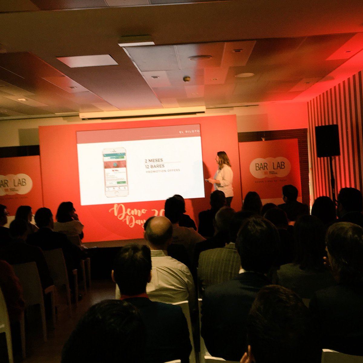 enisa's tweet image. #ClienteEnisa @worktodayapp "Llevamos más de dos años operando con más de 12.000 empresas y más de 400.000 candidatos" hoy en DemoDay 2017 #BarLab @MahouSanMiguel