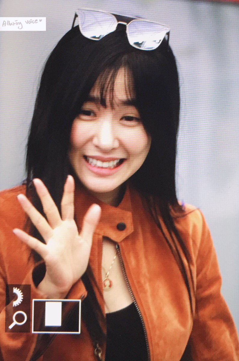 alluring_voice's tweet photo. 171201 #티파니 #TIFFANY https://t.co/wo3Qn0UeM3