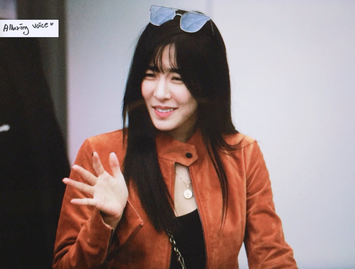 alluring_voice's tweet photo. 171201 #티파니 #TIFFANY https://t.co/wo3Qn0UeM3