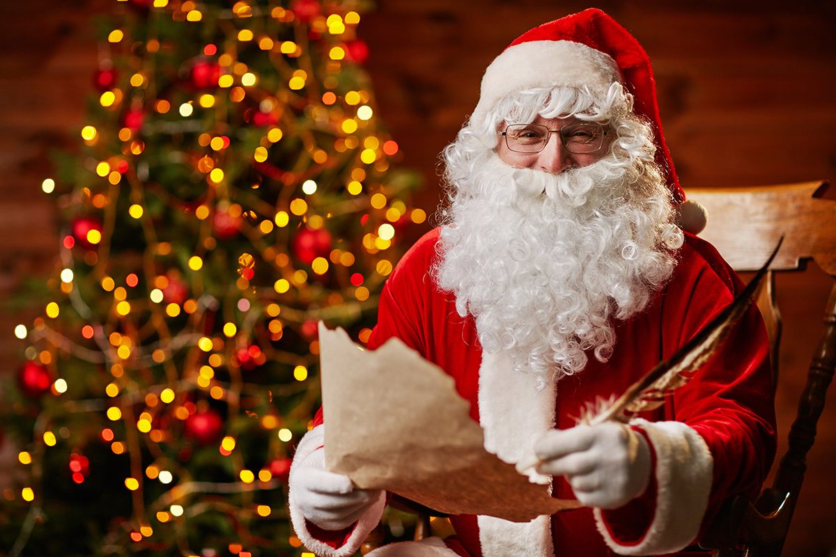 AbbottsCandies's tweet photo. Come See Santa  

Visit Abbott's Candies in Hagerstown, IN from 2 - 3:30 on Saturday for your chance to meet the Jolly Old Saint! He will be meeting all the little boys and girls to finalize his naughty and nice list. Make sure to pick up some sweet goodies. https://t.co/Vrew9oId08