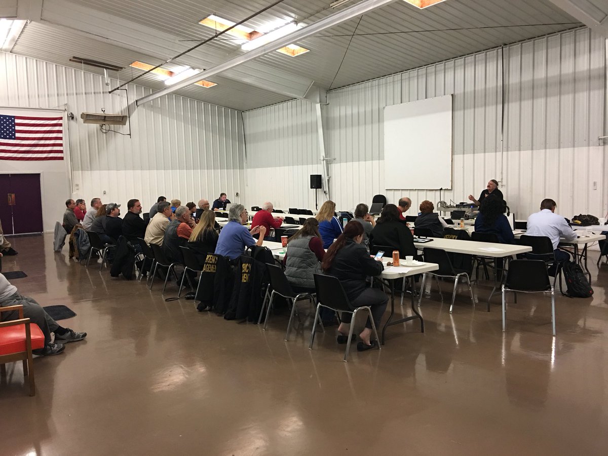 FettersEM's tweet photo. Really great turnout for the #FiveState Meeting in Guymon....Great opportunity to meet and work with our partners from our neighboring states... https://t.co/5PKr1VNUke