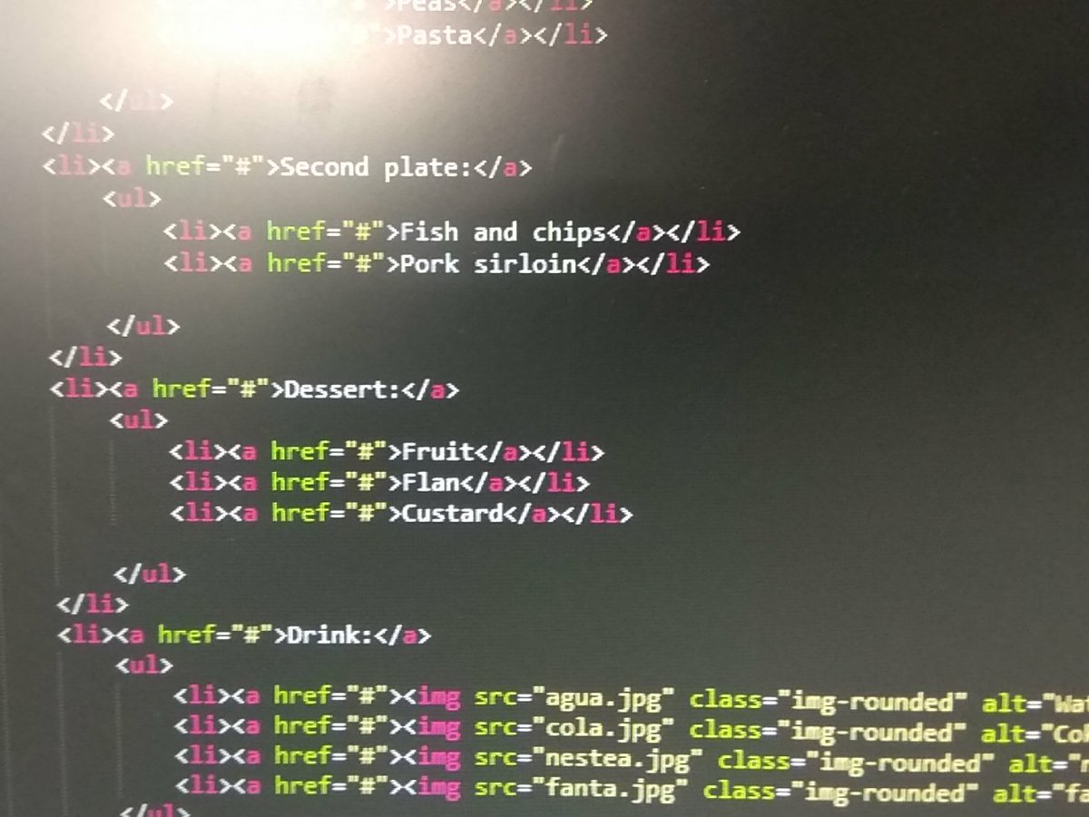 Guille_Fuentesm's tweet photo. Finalizando!!
#hackatonUPSA2017
#hackatonViewNext
@viewnext @Softinsa @upsa @informaticaUPSA @IBM_ES https://t.co/eJXmpYHGDN