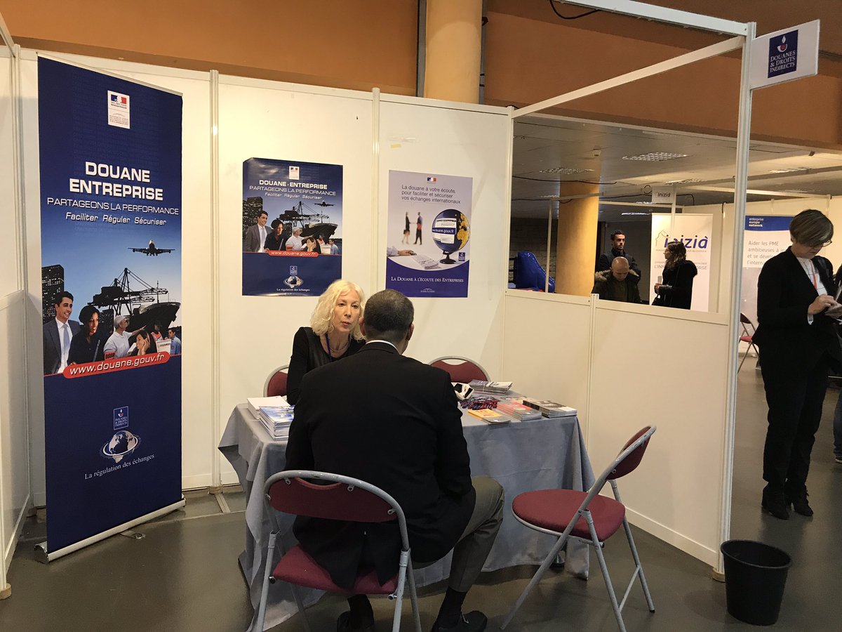 corsica_ports's tweet photo. Des conseils en continu, nos professionnels n'ont pas chômé aujourd'hui ! Profitez-en encore jusqu'à 18h ! #DumanImpresa #cci2a https://t.co/5M4vcOdJu3